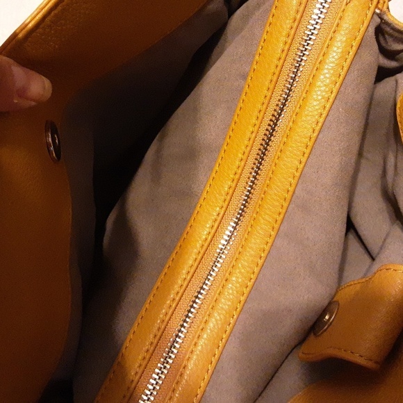 Vince Camuto Leather Tal Croc Embossed Tote Bag - Picture 7 of 10